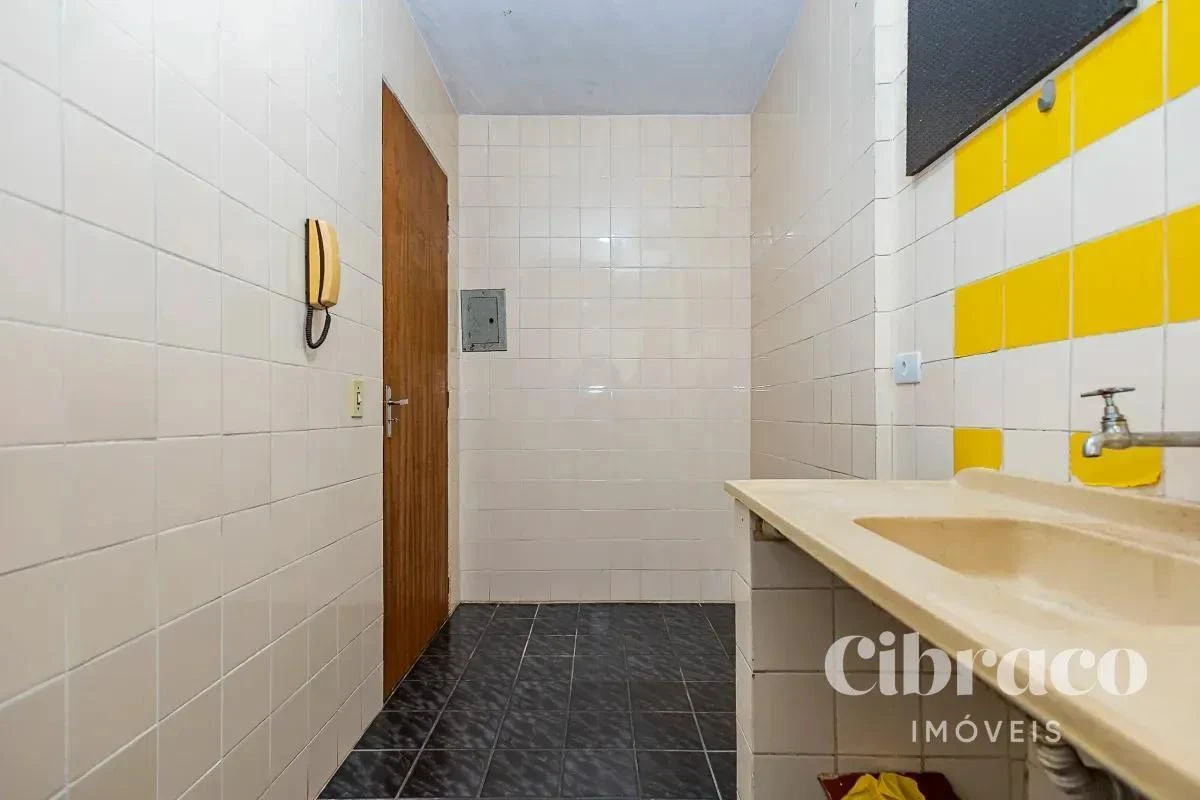 One-bedroom apartment with a washing machine in Curitiba — photo 5