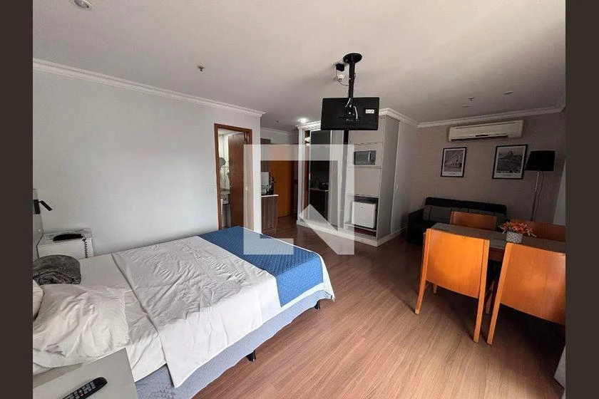 Apartamento mobiliado de 35 m² com 1 quarto e varanda — photo 8