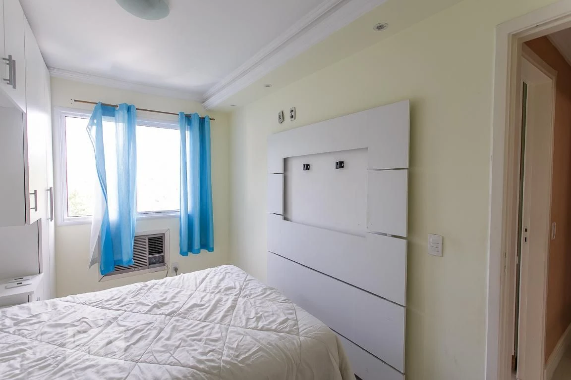 Furnished 2-bedroom apartment with a balcony — photo 8