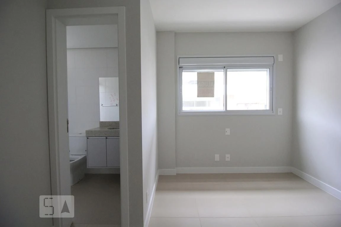 Furnished apartment, 76 m², with a grill on the balcony — photo 23