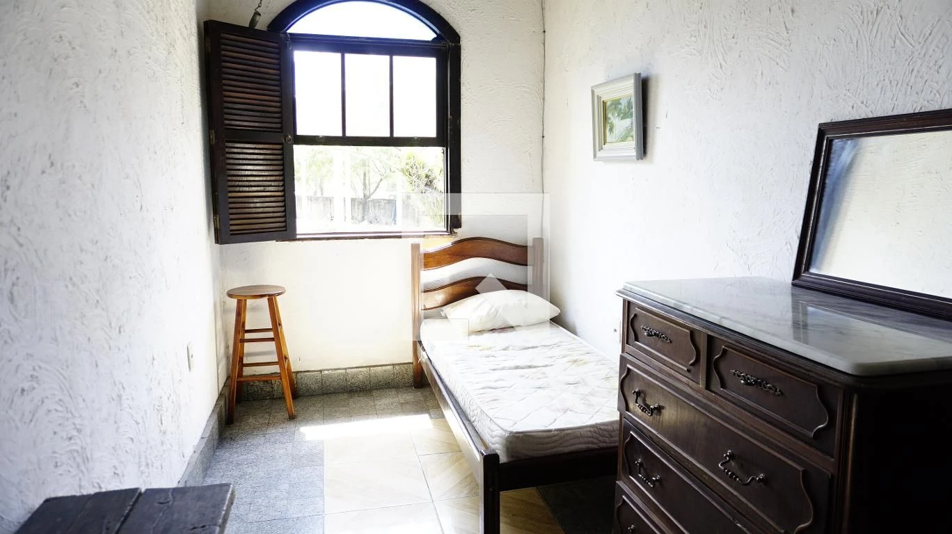 Apartamento amueblado de 2 dormitorios con balcón — photo 17