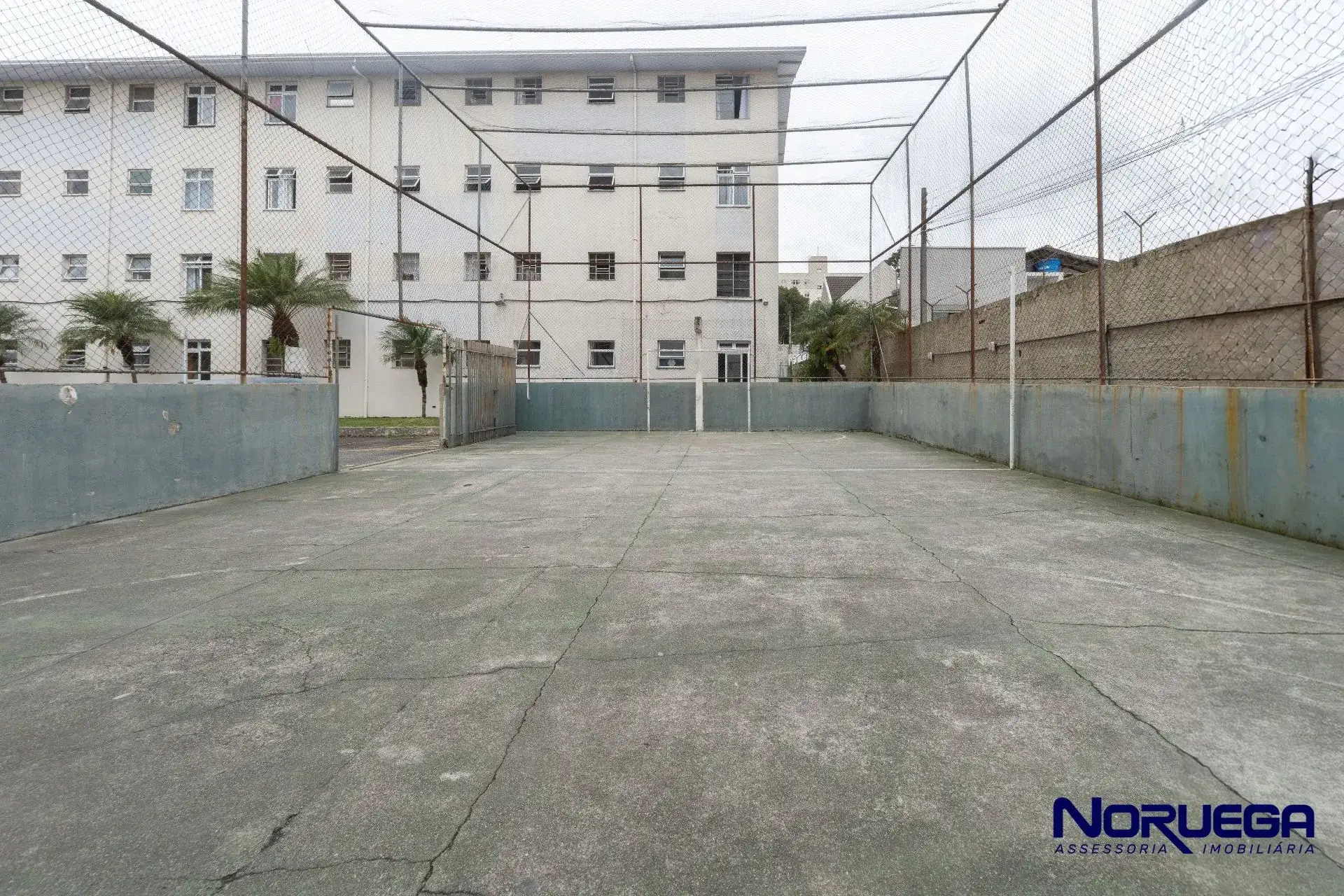 3-bedroom apartment with a washing machine in Curitiba — photo 26