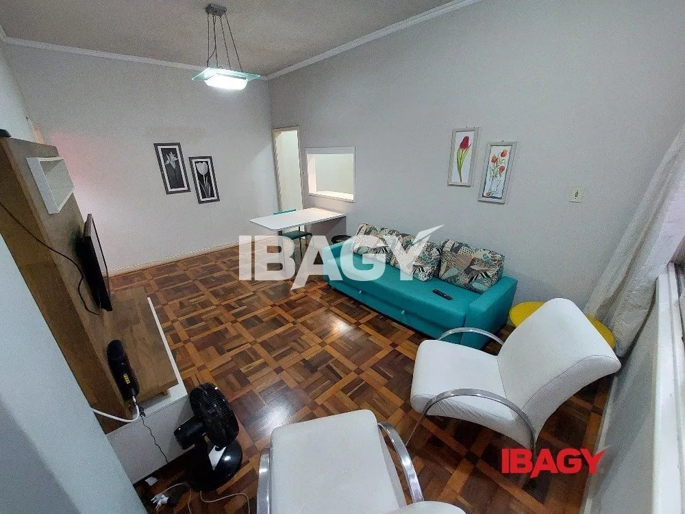 1-bedroom apartment with built-in TV unit and 55 m² — photo 3