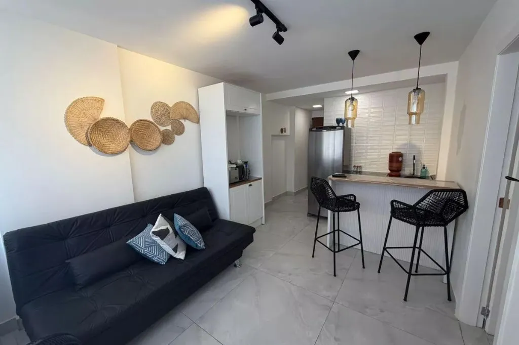 Unfurnished apartment with no parking, 1 bed 1 bath — photo 9
