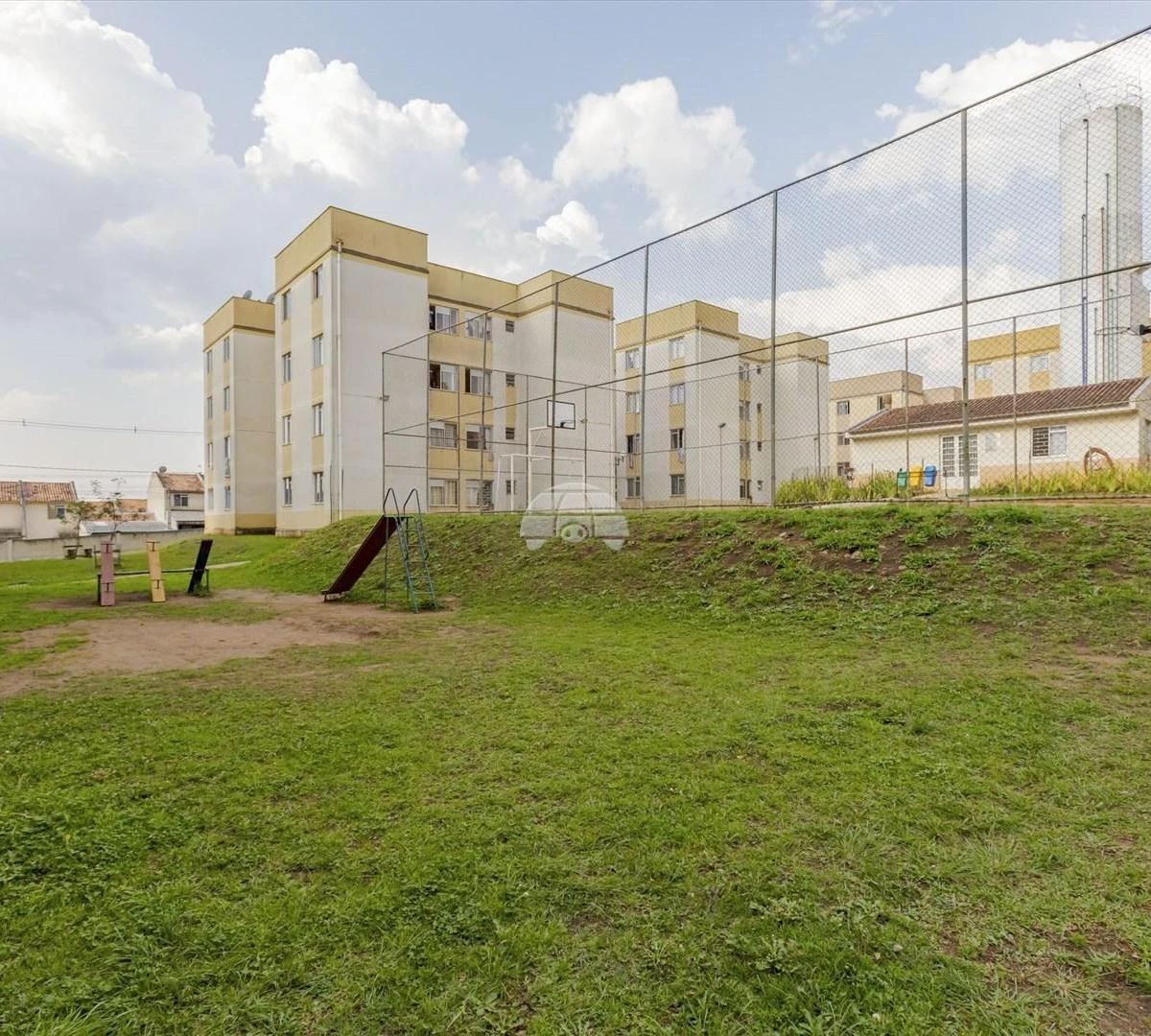 2-bedroom, 42 m² house in Curitiba — photo 10