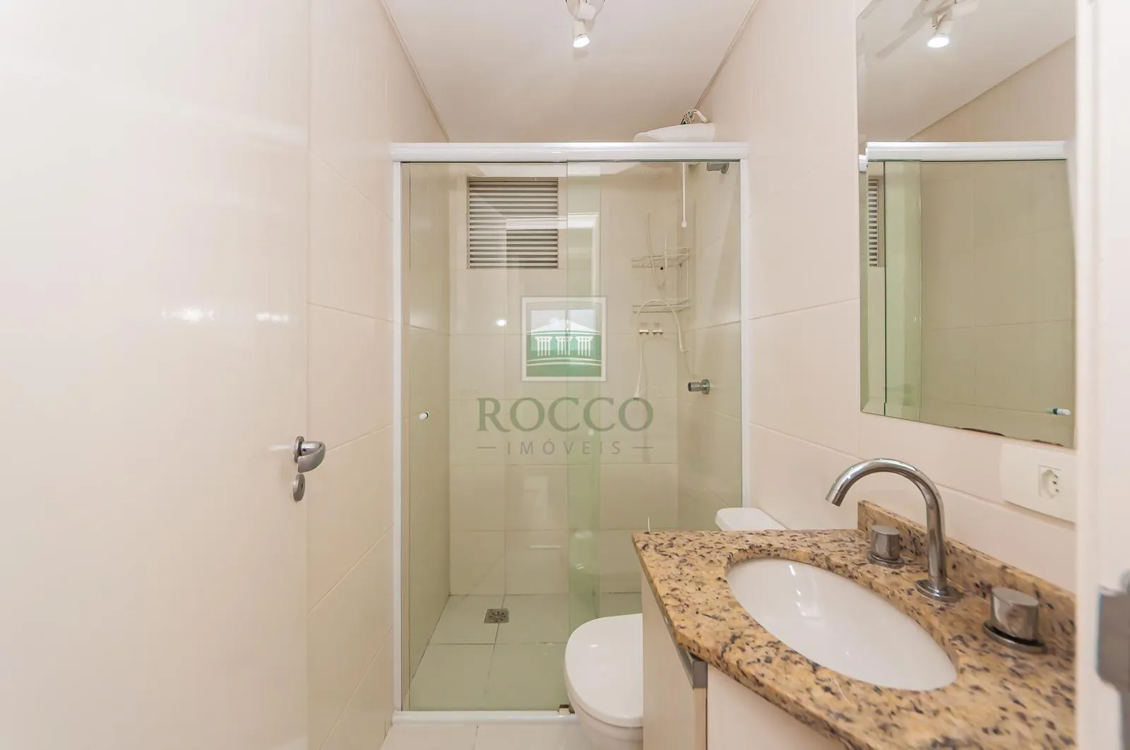 Рабочее место и 2 спальни: квартира 65 м² — photo 42