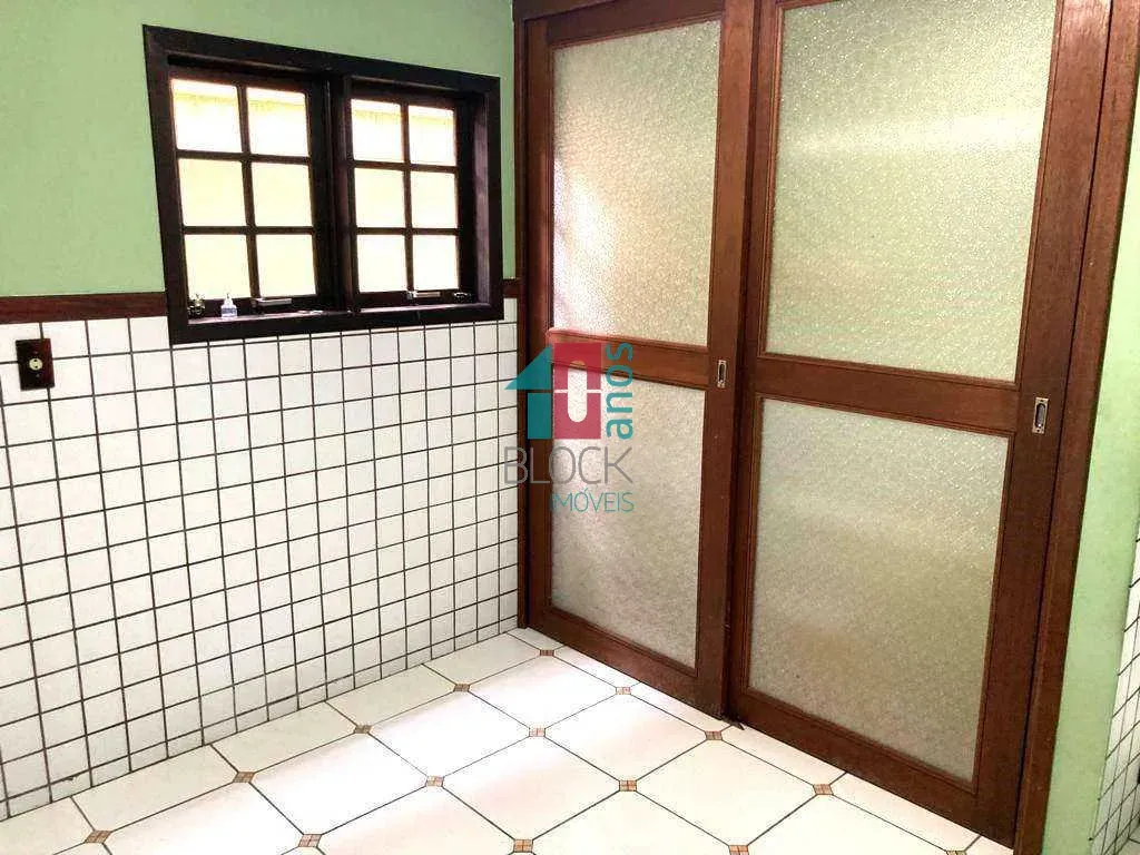 Casa de condomínio com 4 quartos e varanda com churrasqueira — photo 36