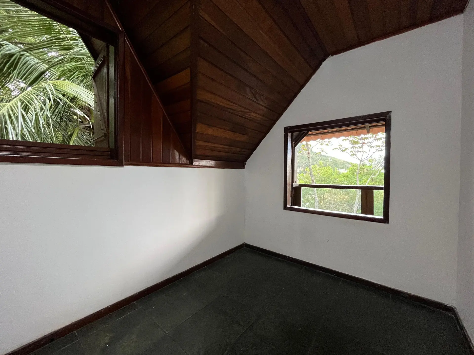 2-bedroom house with 1 bathroom, parking and balcony — photo 21