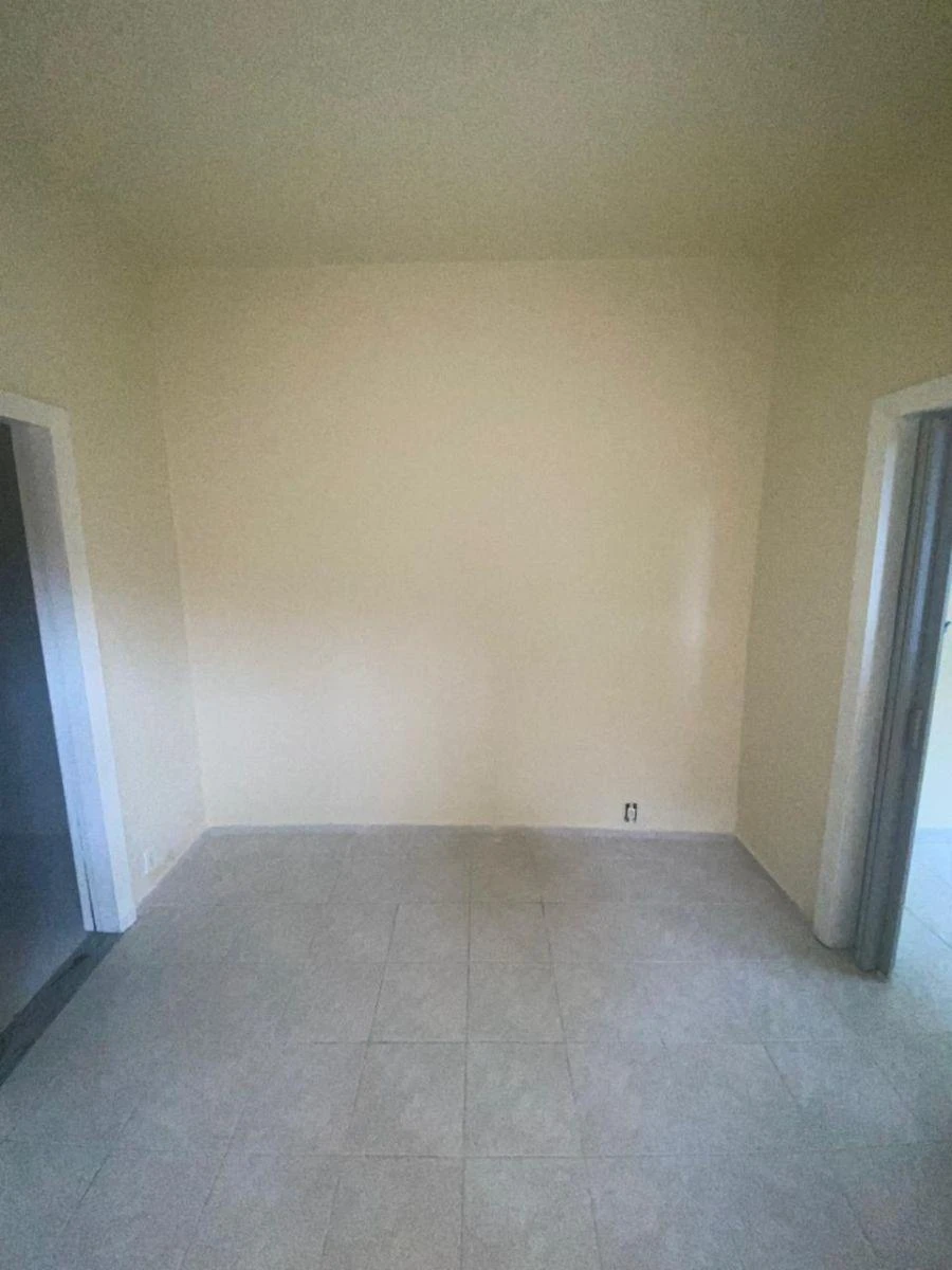 Single-storey house with 1 bedroom and tiled floors — photo 11