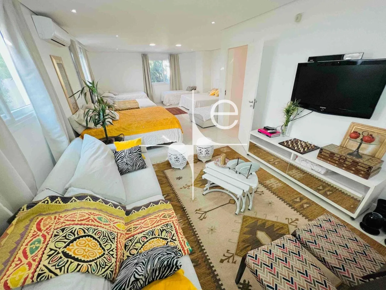 Furnished house with 7 bedrooms and a balcony BBQ — photo 47