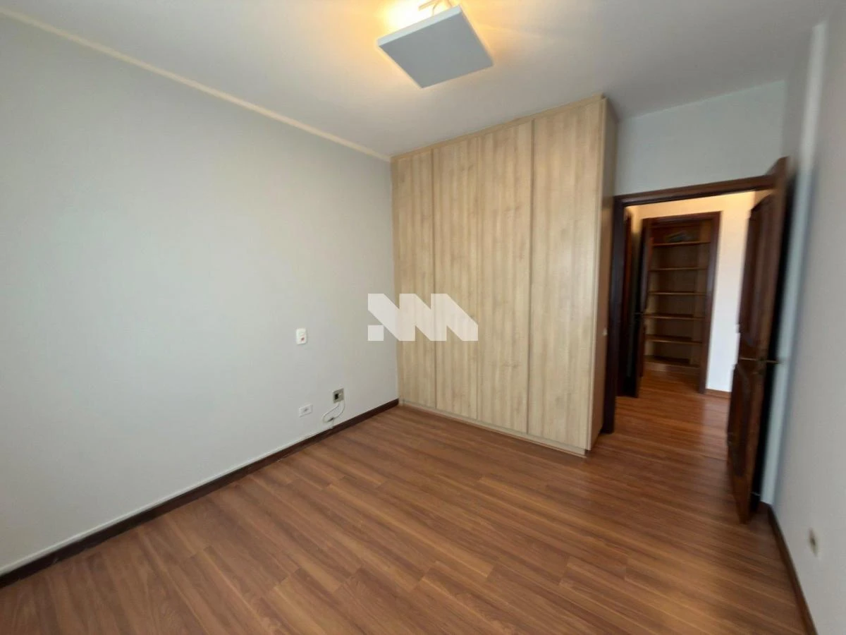 Rental apartment with a closed kitchen and gas stove — photo 15