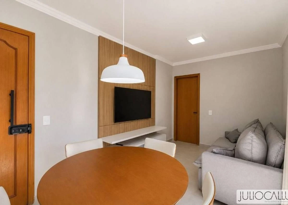 One-bedroom apartment with a washing machine — photo 10
