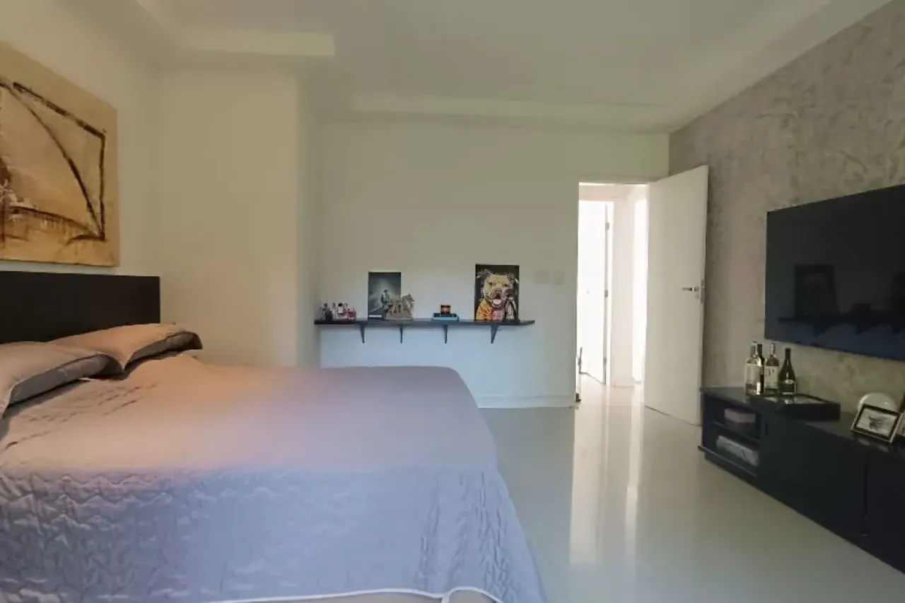 Casa mobiliada com 4 quartos e 5 banheiros, 220 m² — photo 11