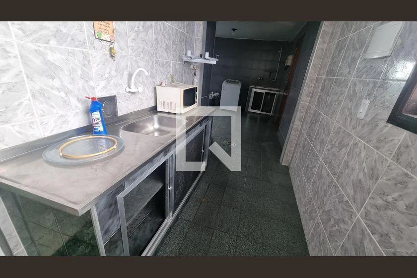 5-bedroom house with a washing machine — photo 18