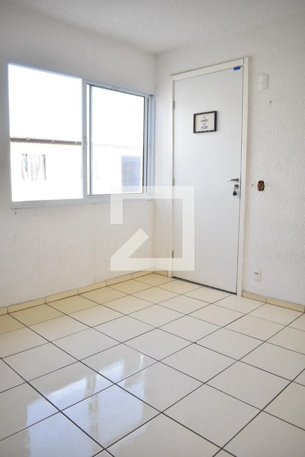 2-bedroom apartment in a building with a pool — photo 45