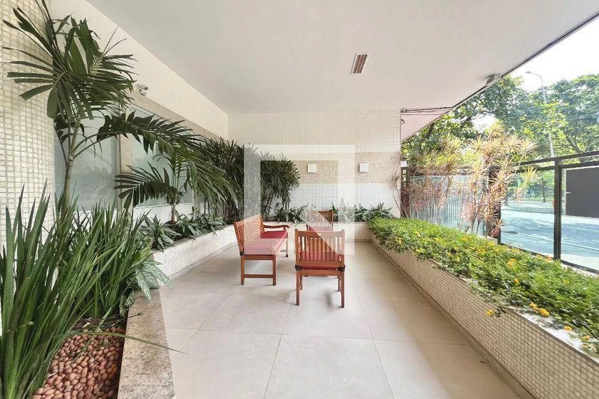 Furnished apartment, 120 m², with a park view — photo 35