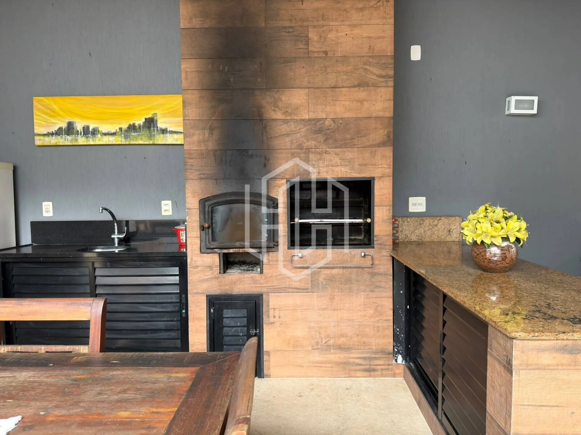 Балкон з грилем та 5 спалень: будинок 450 м² — photo 26
