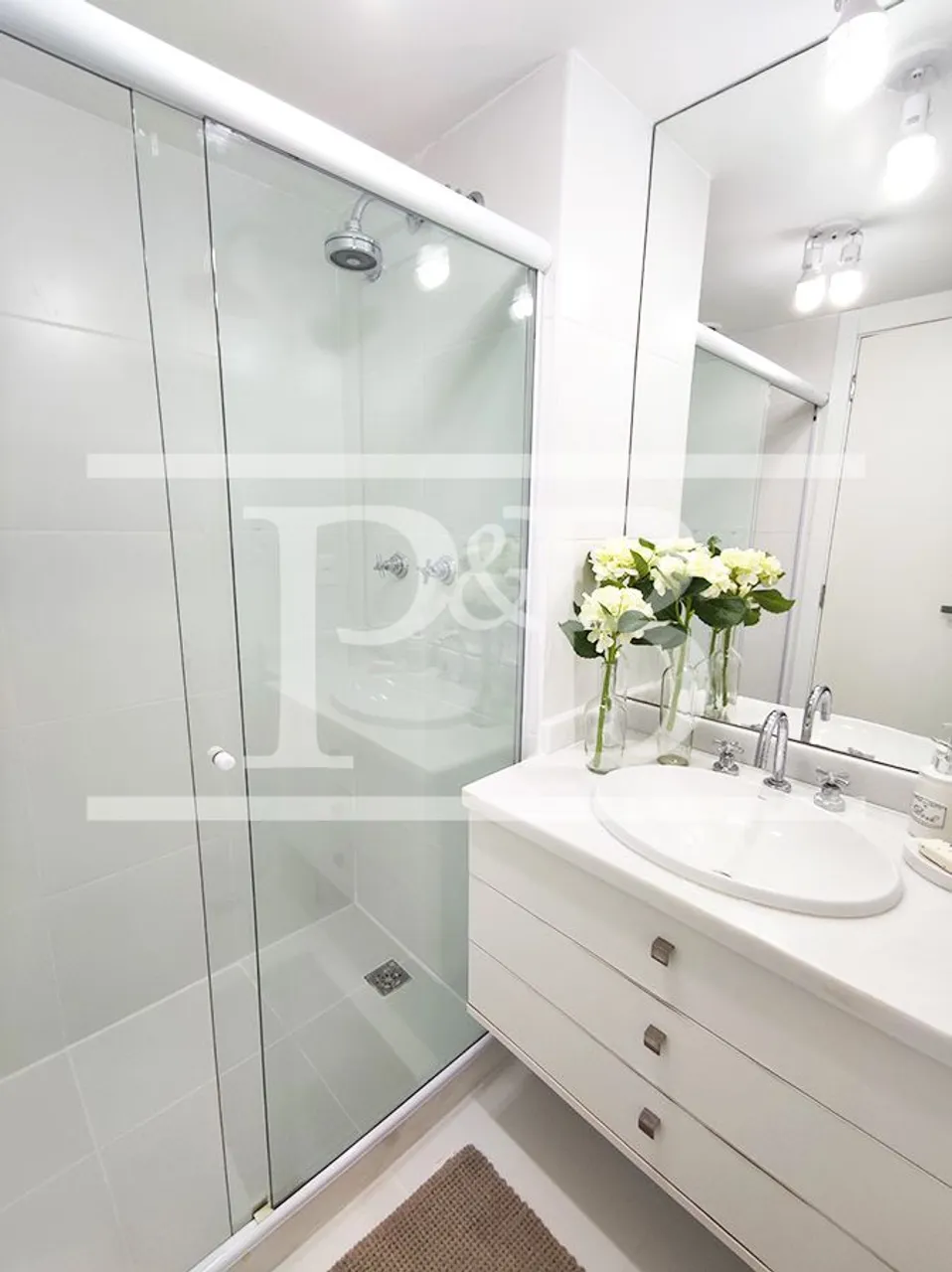 Furnished 2-bedroom apartment with 2 bathrooms, 90 m² — photo 2