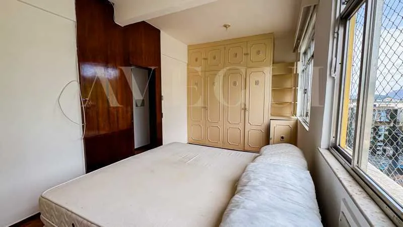 3-bedroom apartment with a walk-in closet in Rio de Janeiro — photo 9