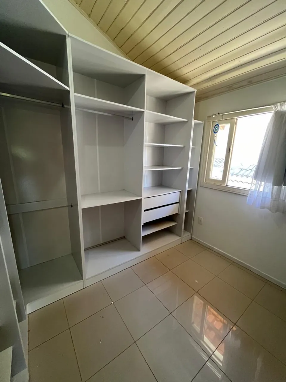 Lavadora y 4 dormitorios: casa de 400 m² — photo 14
