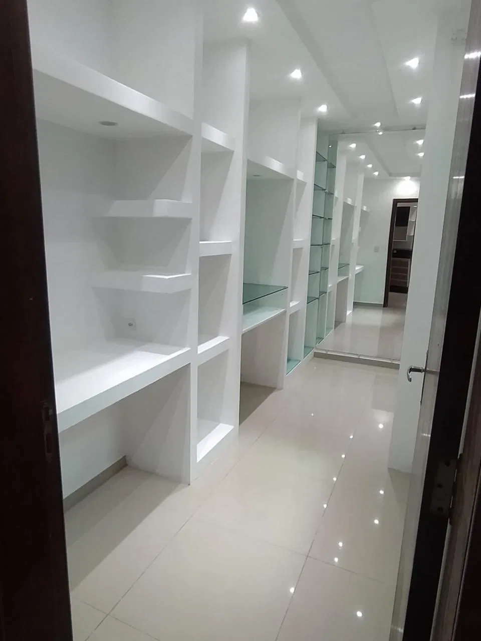One-bedroom house with a private BBQ — photo 11