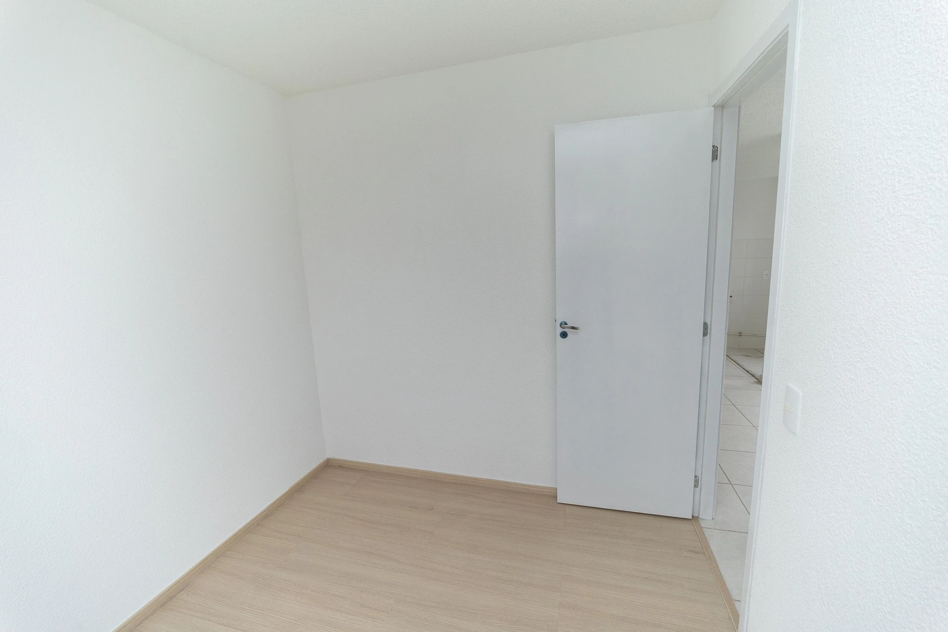 Apartamento de 2 quartos em condomínio com piscina — photo 22