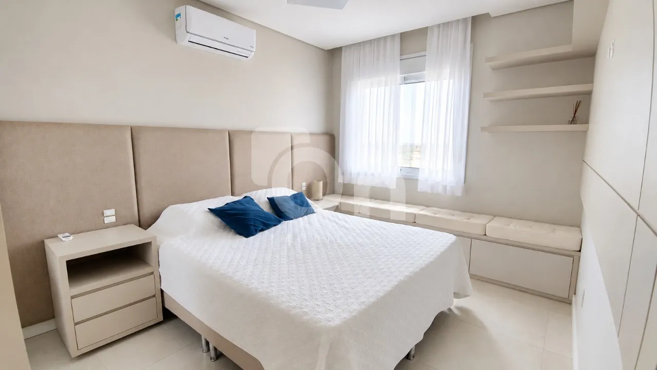 Floor-to-ceiling windows in a 2-bedroom apartment, 78 m² — photo 5