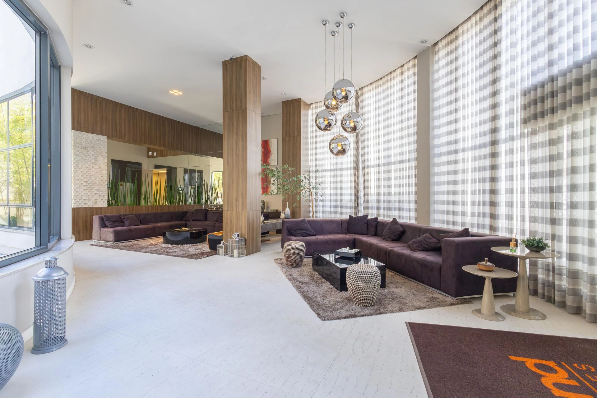 Floor-to-ceiling windows in a one-bedroom apartment, 27 m² — photo 27