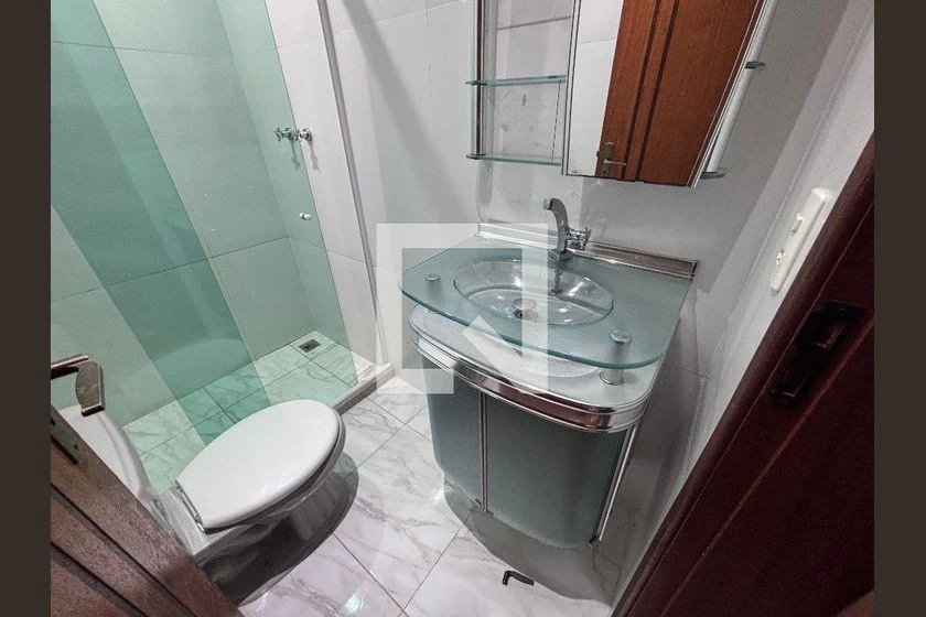 House with 4 en-suite bedrooms, 329 m² and 3 parking — photo 15