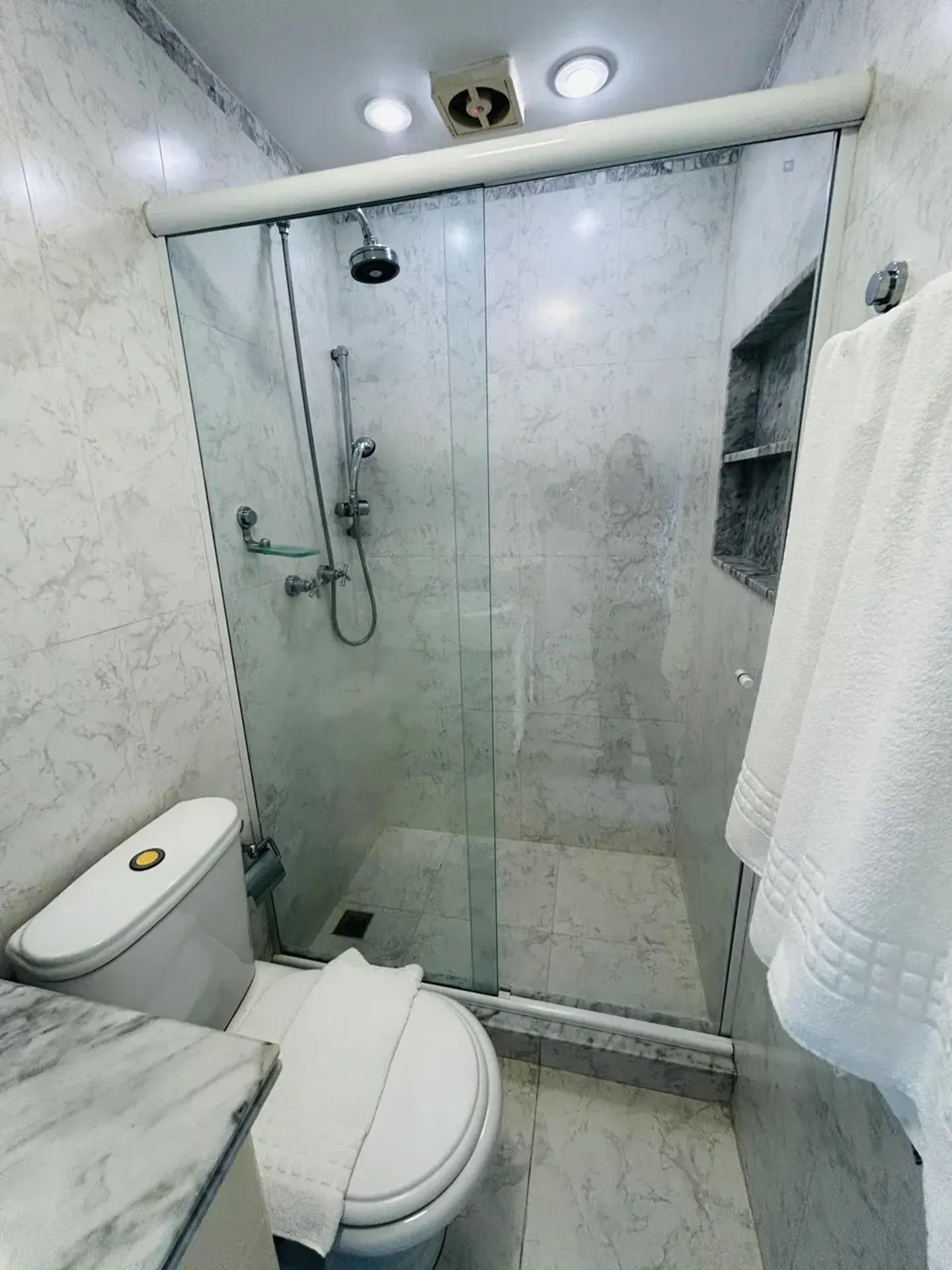 Apartamento mobiliado de 1 quarto com máquina de lavar — photo 18