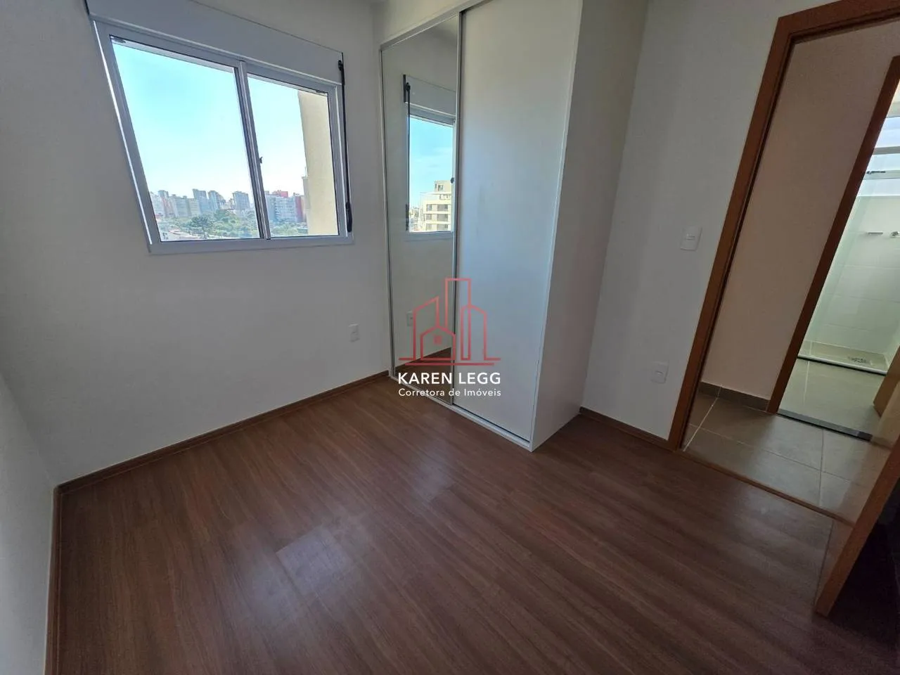 2-bedroom apartment in a building with a coworking space — photo 18