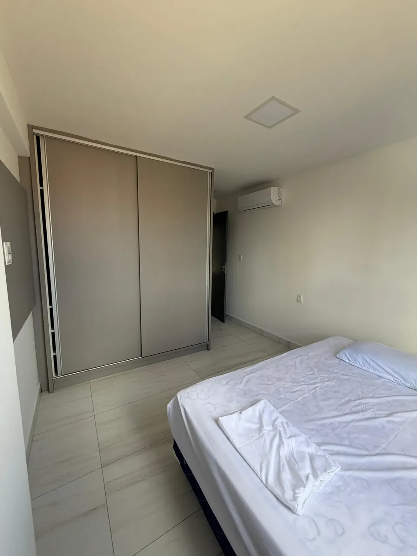 Furnished apartment with open-plan kitchen on the 9th floor — photo 10