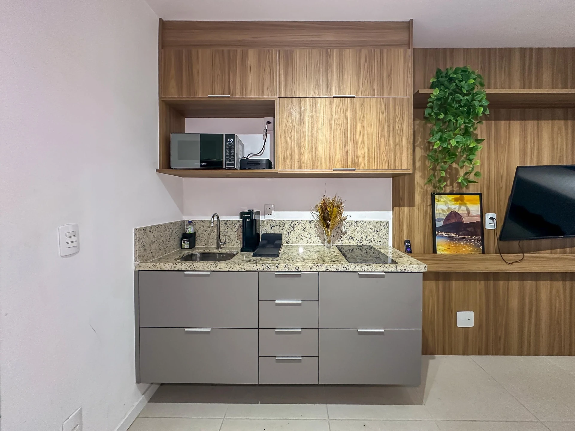 Furnished studio, 35 m², with a dishwasher — photo 16
