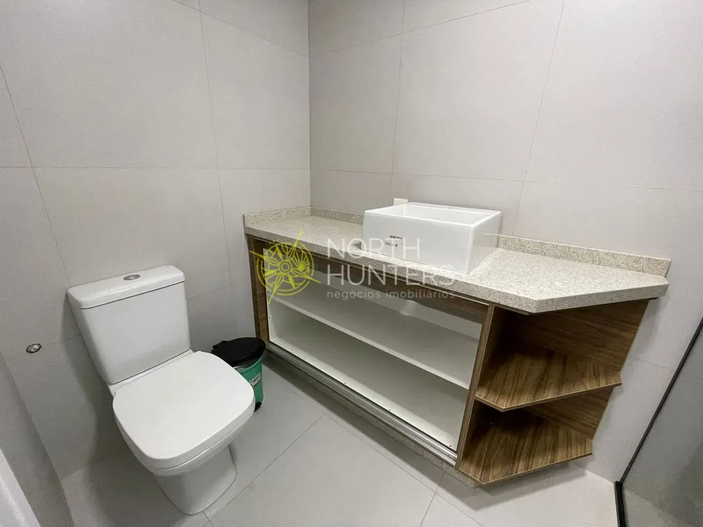 Квартира з 2 спальнями та відкритою кухнею і місцем — photo 14