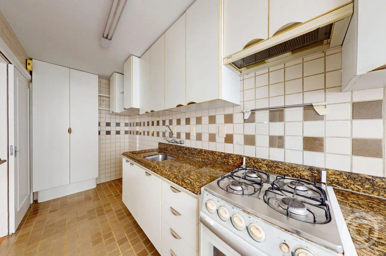 Water view in a one-bedroom apartment, 43 m² — photo 11