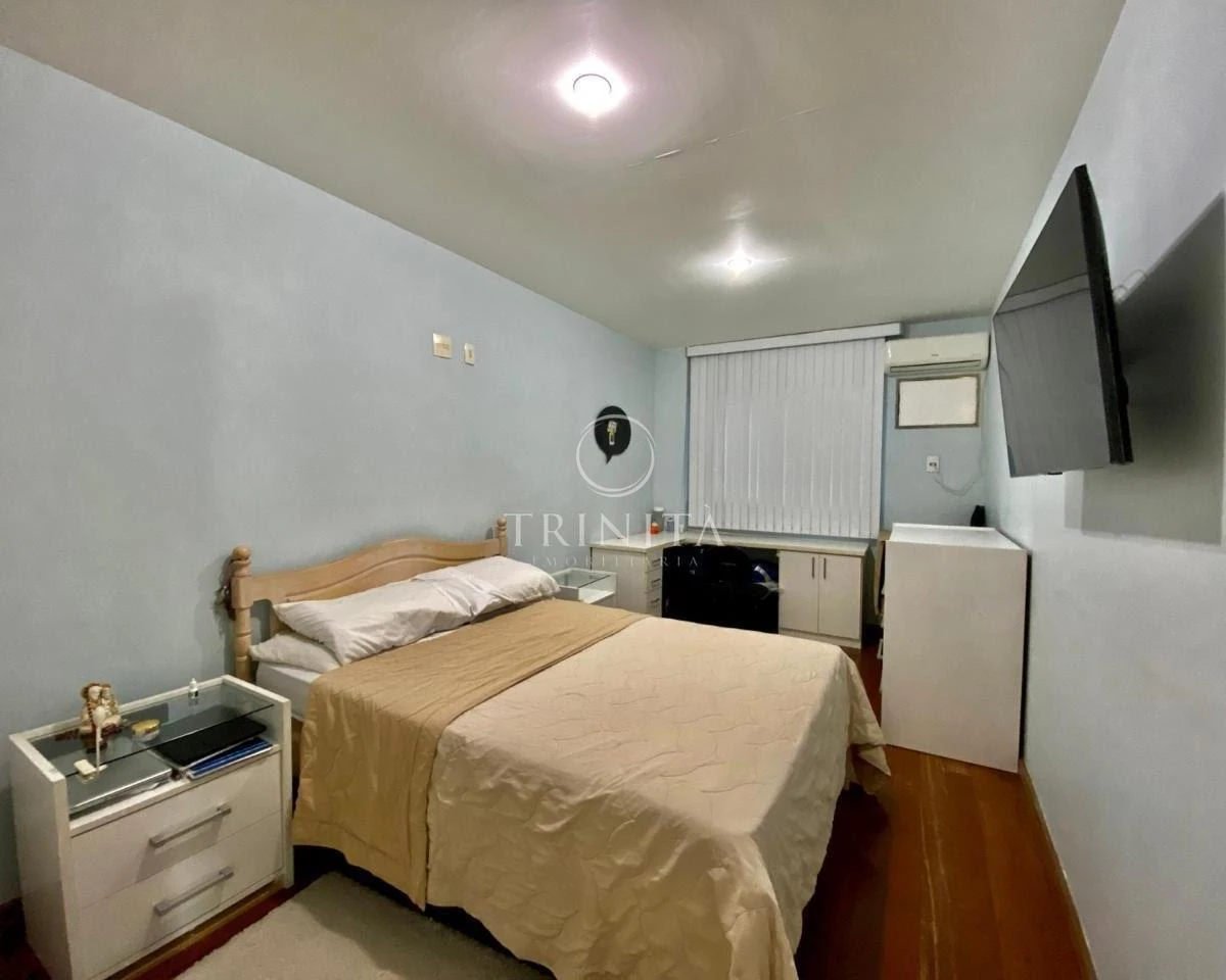 Duplex penthouse with 6 bedrooms and 390 m² — photo 23