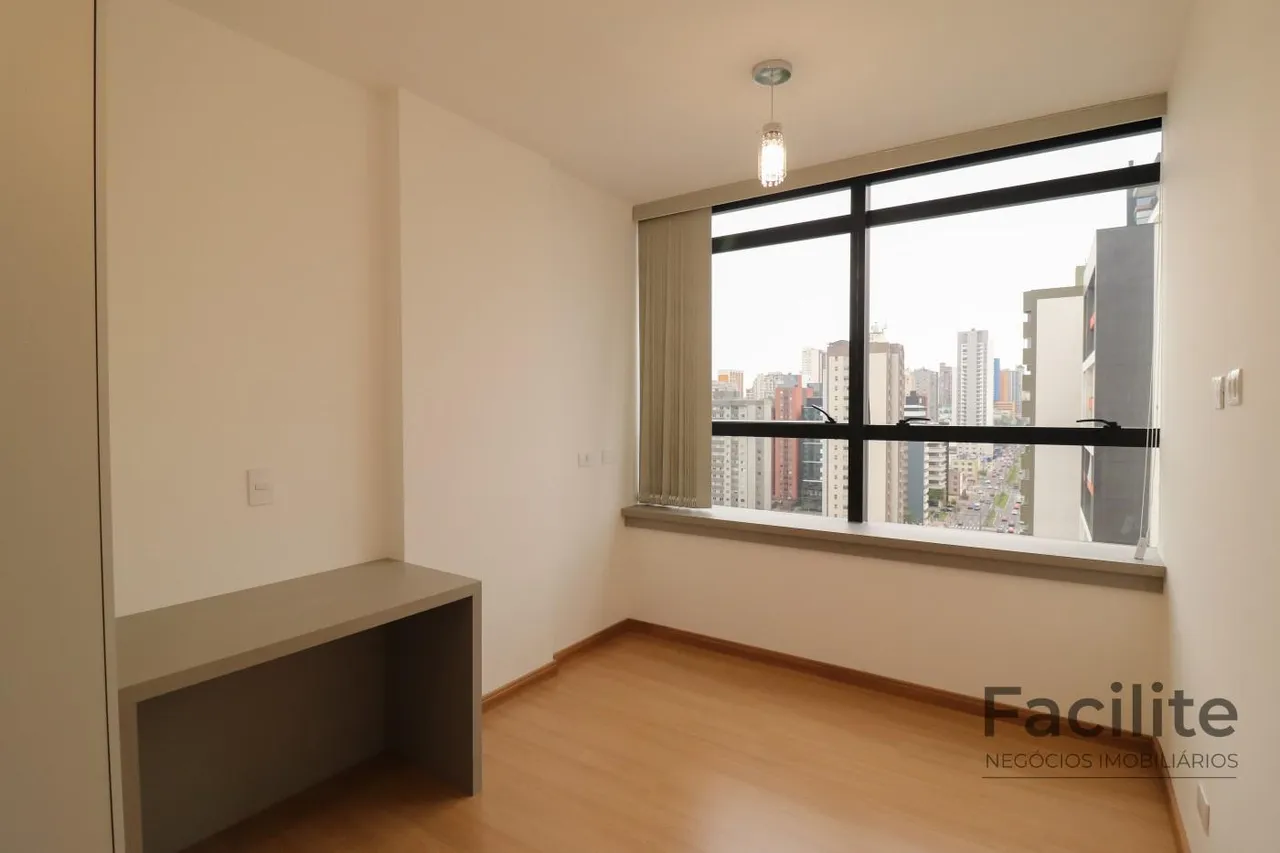 Home office in a 2-bedroom apartment, 46 m² — photo 3