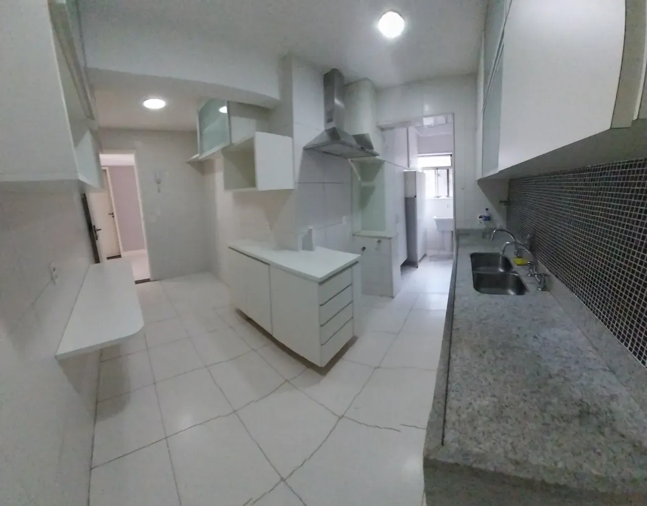 Floor-to-ceiling windows in a 3-bedroom apartment, 142 m² — photo 14