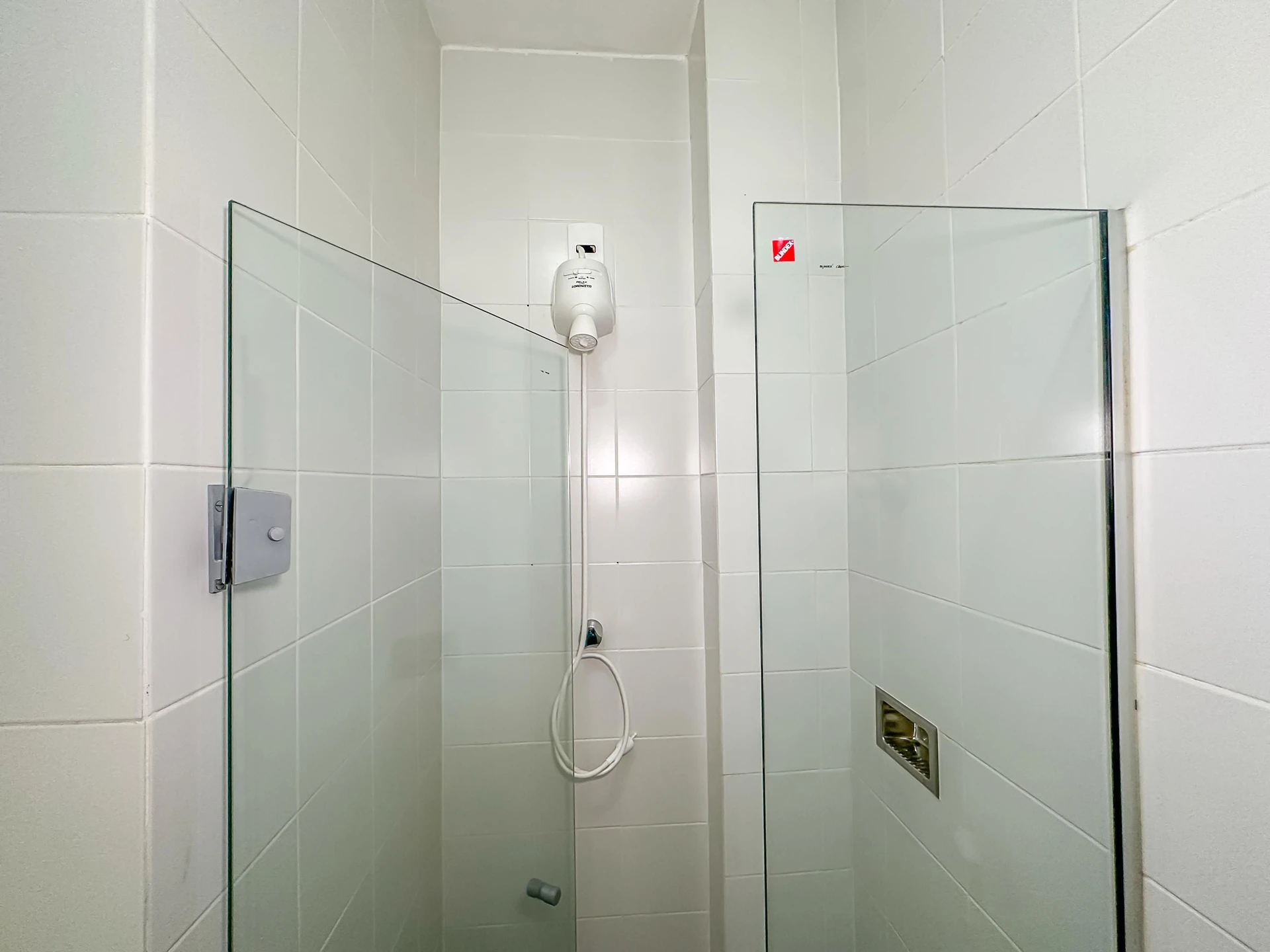 2-bedroom apartment with a glass-enclosed balcony — photo 11