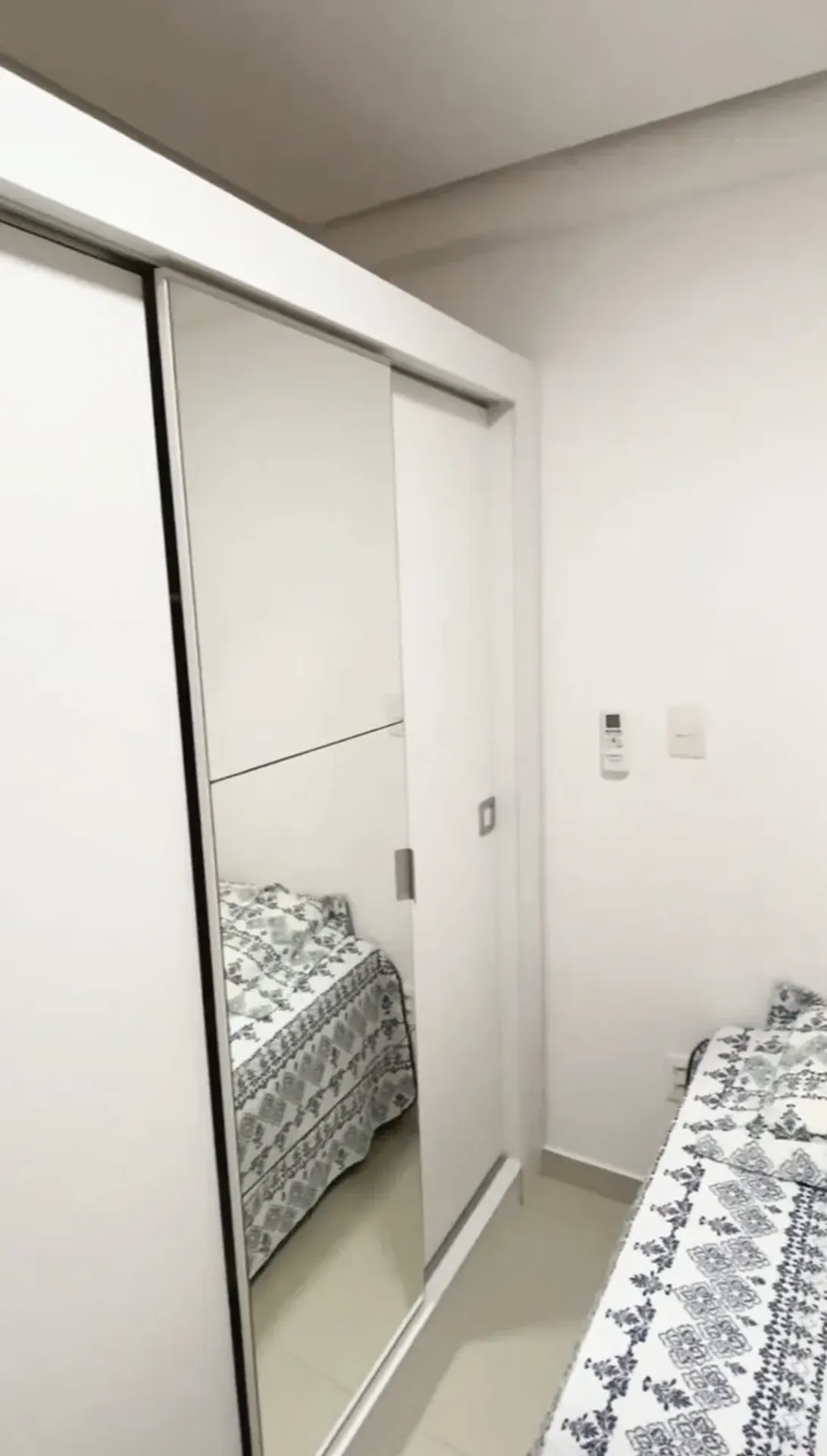 Apartamento mobiliado de 1 quarto em condomínio com academia — photo 3
