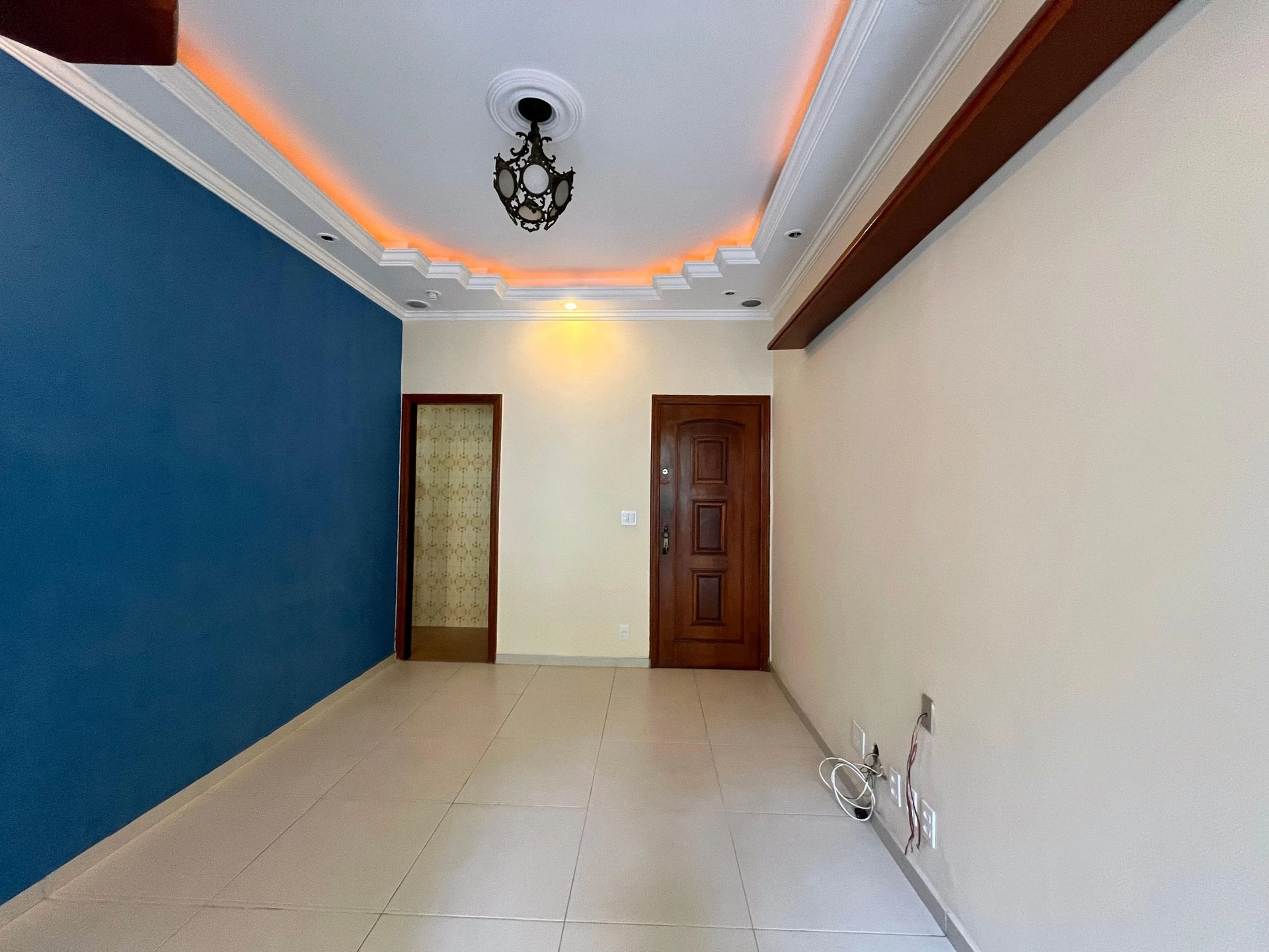 Home office in a 2-bedroom apartment, 78 m²
