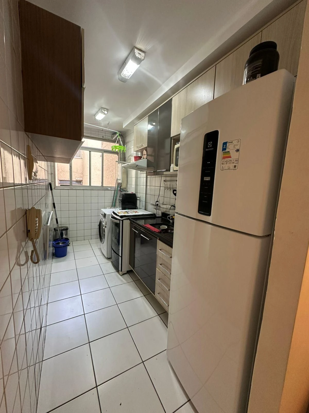 Furnished apartment with 3 bedrooms and 1 bathroom — photo 3