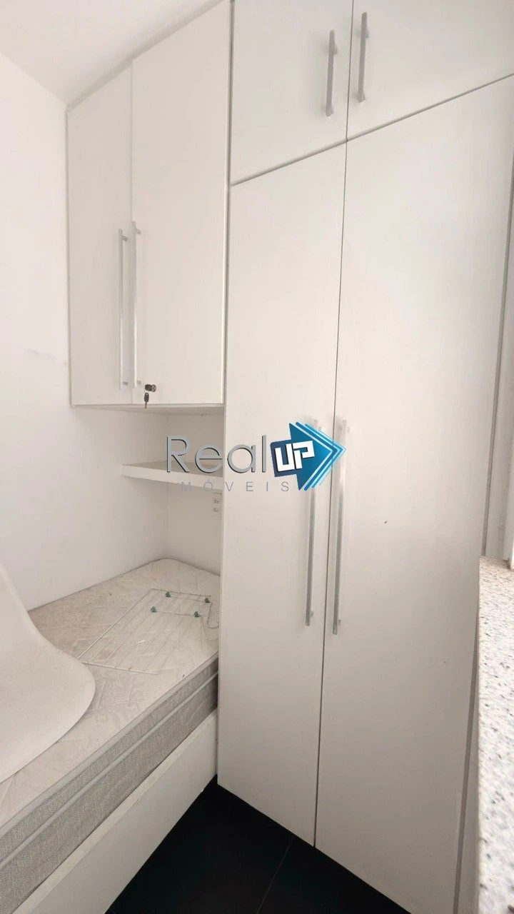 Rooftop apartment with balcony and 4 bedrooms, 5 baths — photo 45