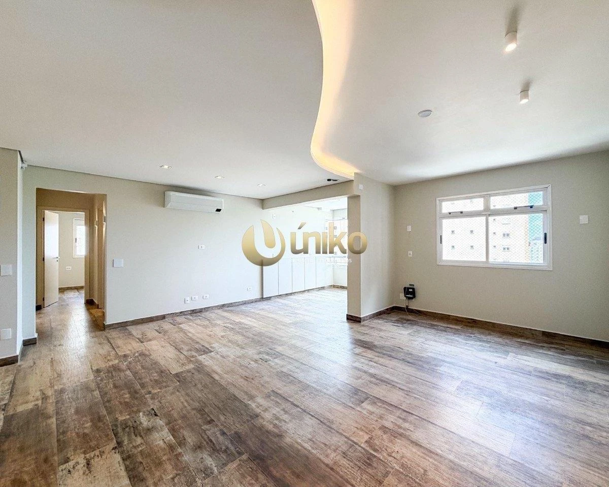 3-bedroom apartment with a washing machine in Curitiba — photo 12