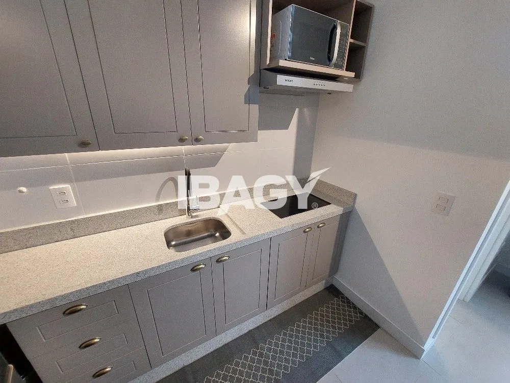 Loft mobiliado de 60 m² com 1 suíte e lavabo — photo 2