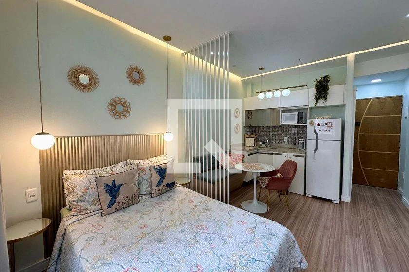 One-bedroom apartment with a home office — photo 3