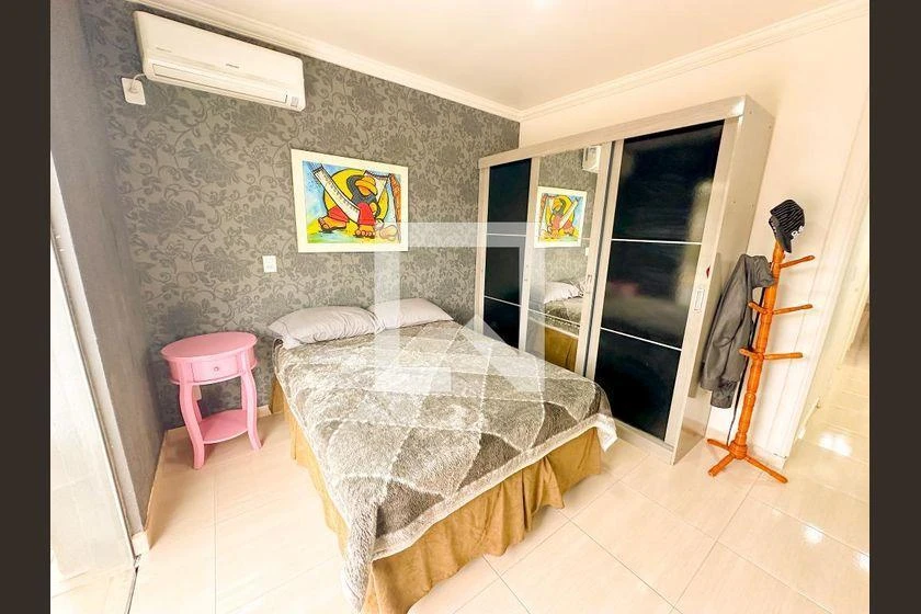 Apartamento mobiliado com 94 m² e cozinha com fogão a gás — photo 38