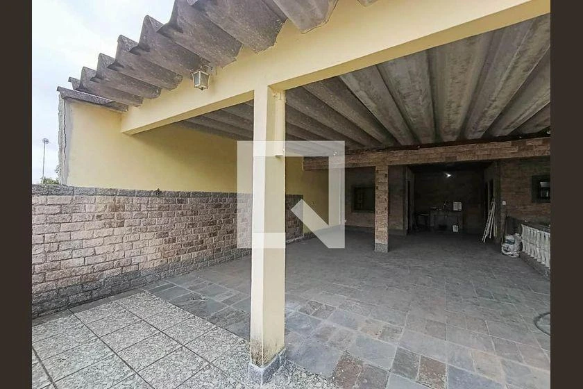 Home office in a 2-bedroom house, 215 m² — photo 29