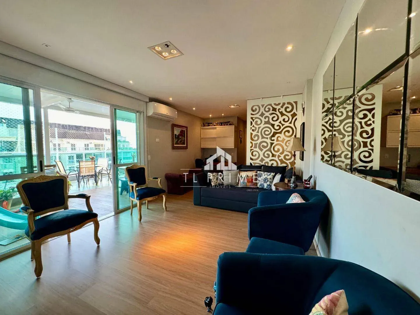Apartamento mobiliado de 205 m² com 3 dormitórios e jardim — photo 32