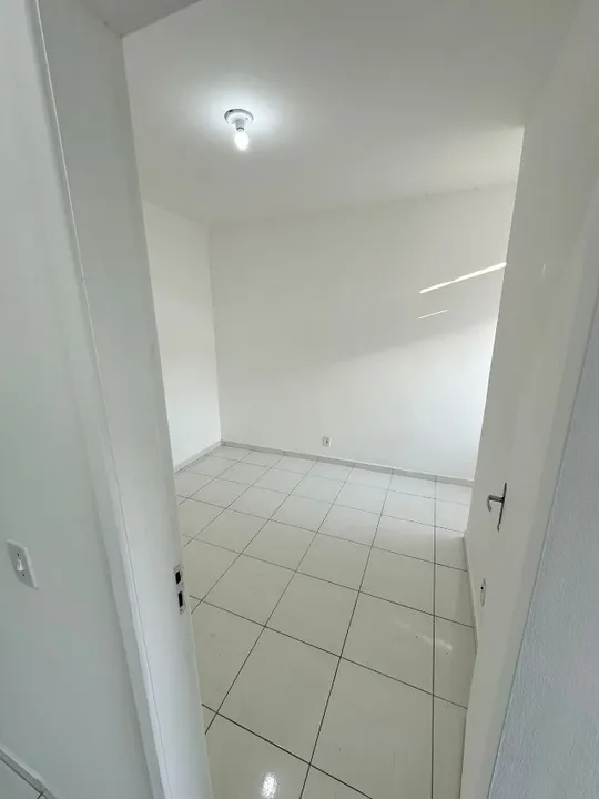 1-bedroom apartment with 1 parking space and 1 bathroom — photo 2